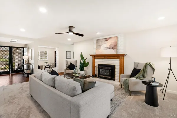 $775,000 | 360 Twin Lakes Drive, Santa Rosa, CA 95409