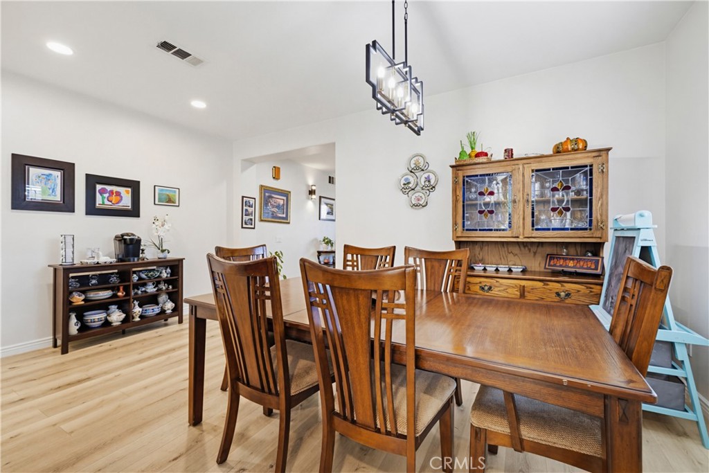 19721 Mathilde Lane Saugus, CA 91350 - Photo 12 of 75