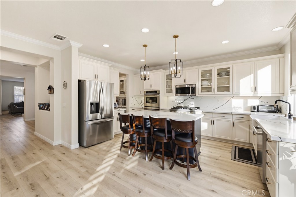 19721 Mathilde Lane Saugus, CA 91350 - Photo 15 of 75