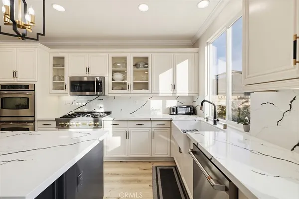 $1,100,000 | 19721 Mathilde Lane, Saugus, CA 91350