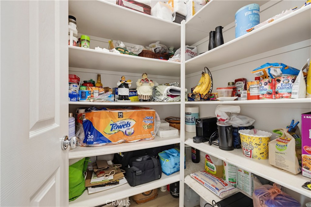 19721 Mathilde Lane Saugus, CA 91350 - Photo 23 of 75