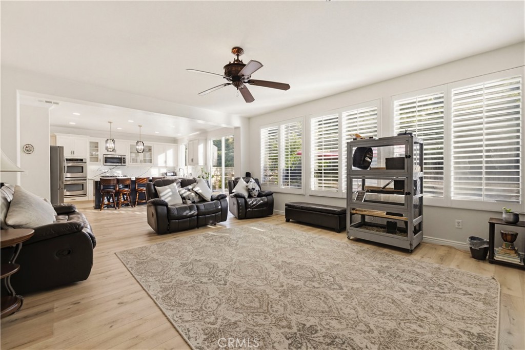 19721 Mathilde Lane Saugus, CA 91350 - Photo 28 of 75