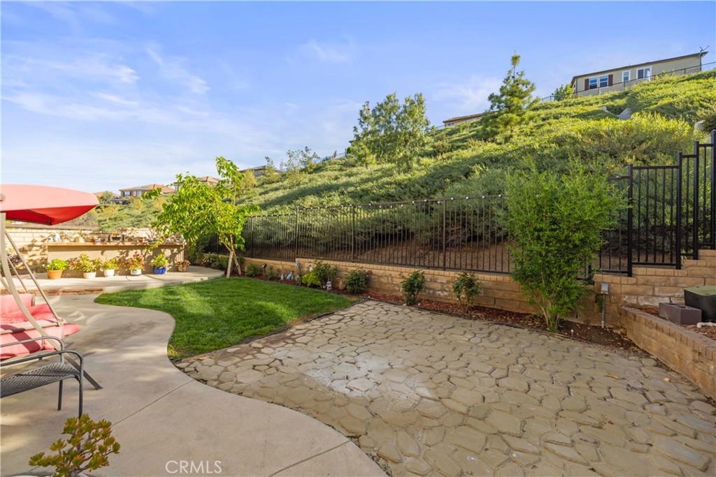 19721 Mathilde Lane Saugus, CA 91350 - Photo 37 of 75