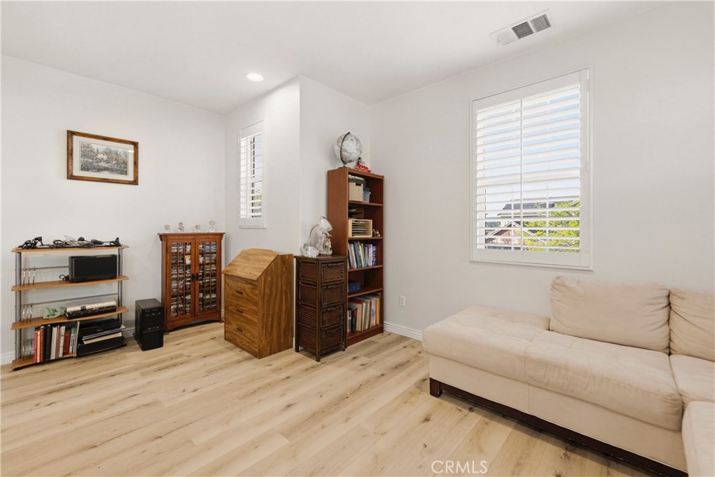 19721 Mathilde Lane Saugus, CA 91350 - Photo 45 of 75