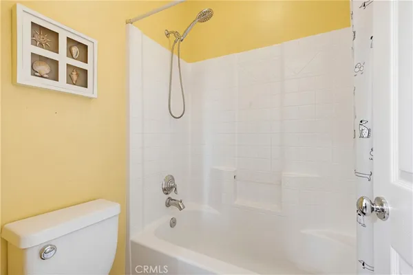 $1,100,000 | 19721 Mathilde Lane, Saugus, CA 91350