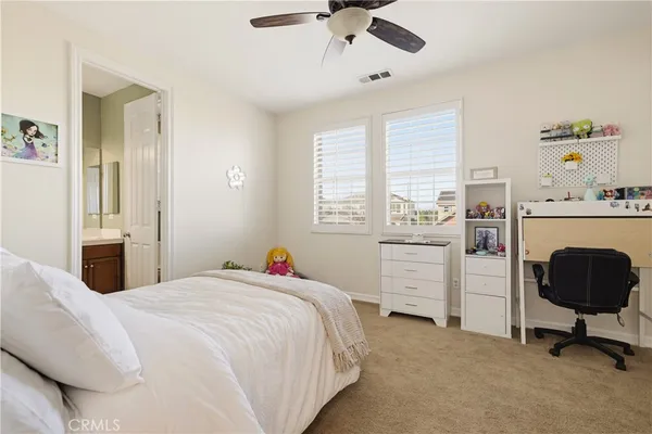 $1,100,000 | 19721 Mathilde Lane, Saugus, CA 91350