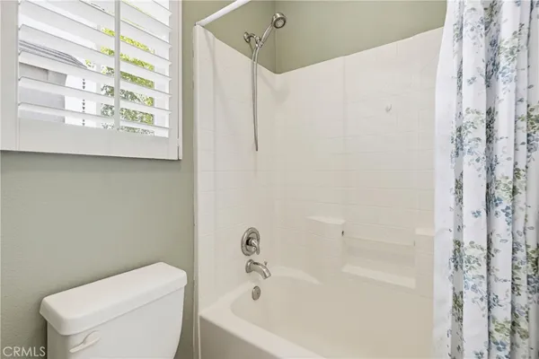 $1,100,000 | 19721 Mathilde Lane, Saugus, CA 91350