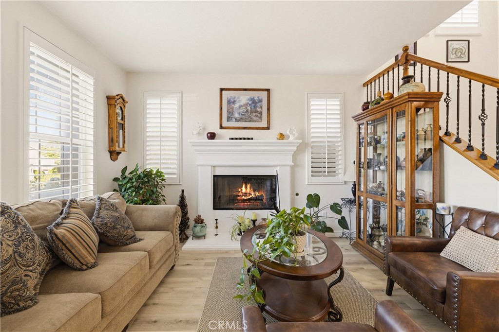 19721 Mathilde Lane Saugus, CA 91350 - Photo 8 of 75