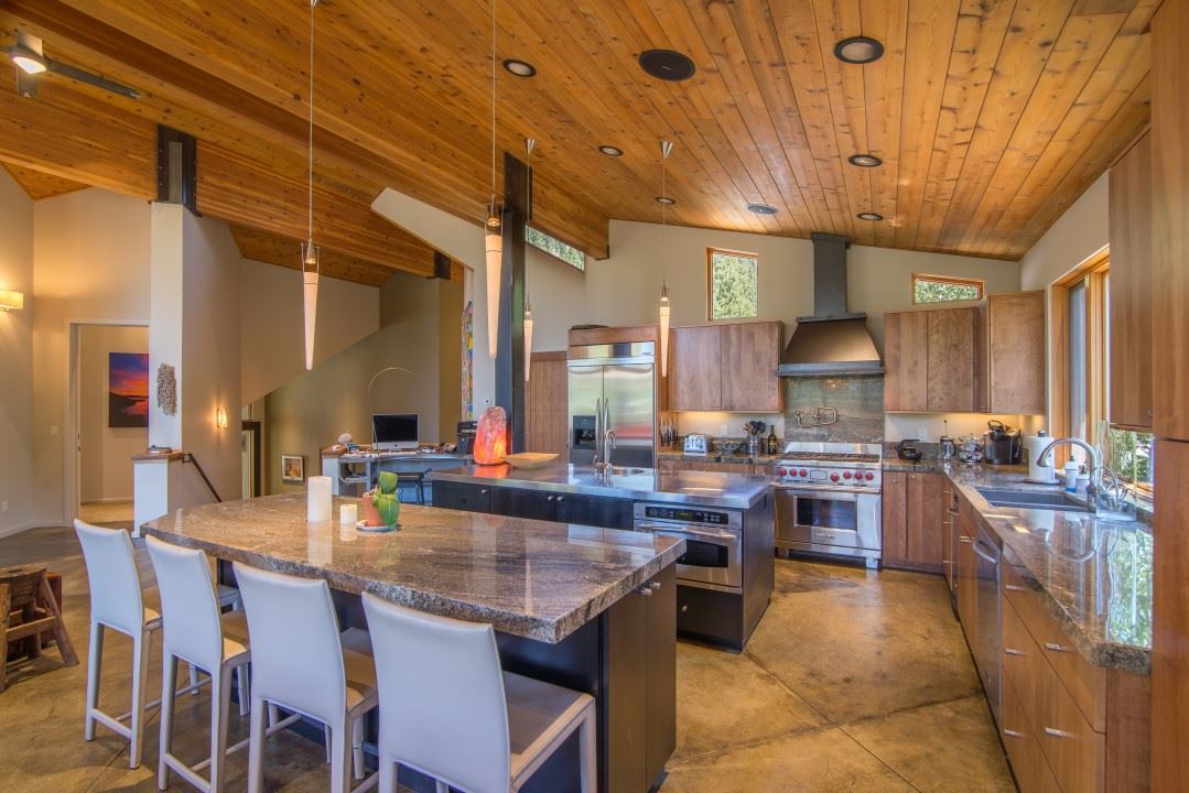 602 Forest Glen Road Olympic Valley, CA 96146 - Photo 4 of 14 Gallery Image 4