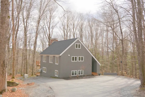 $449,000 | 54 Brookridge Drive, Grantham, NH 03753