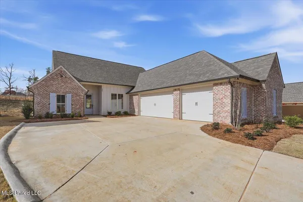 $409,900 | 195 Bronson Bend, Flowood, MS 39232