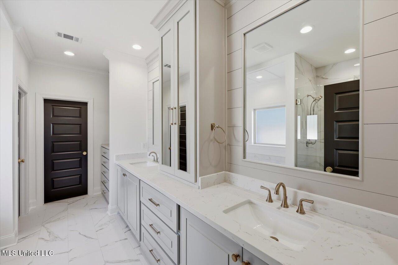 195 Bronson Bend Flowood, MS 39232 - Photo 20 of 32 20-125 Bronson Bnd _ Home Tours MS