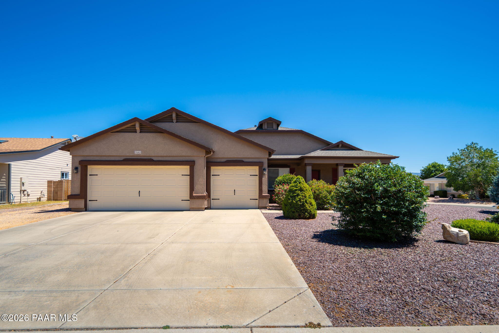 7682 Rabbit Brush Lane Prescott Valley, AZ 86315 - Photo 8 of 69 2.5 garage