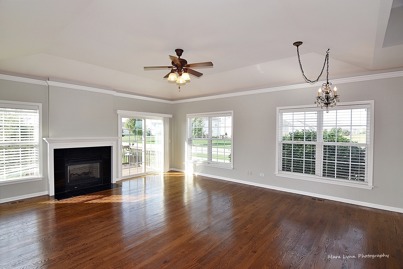 1105 Freedom Road Elburn, IL 60119 - Photo 2 of 23 Gallery Image 2
