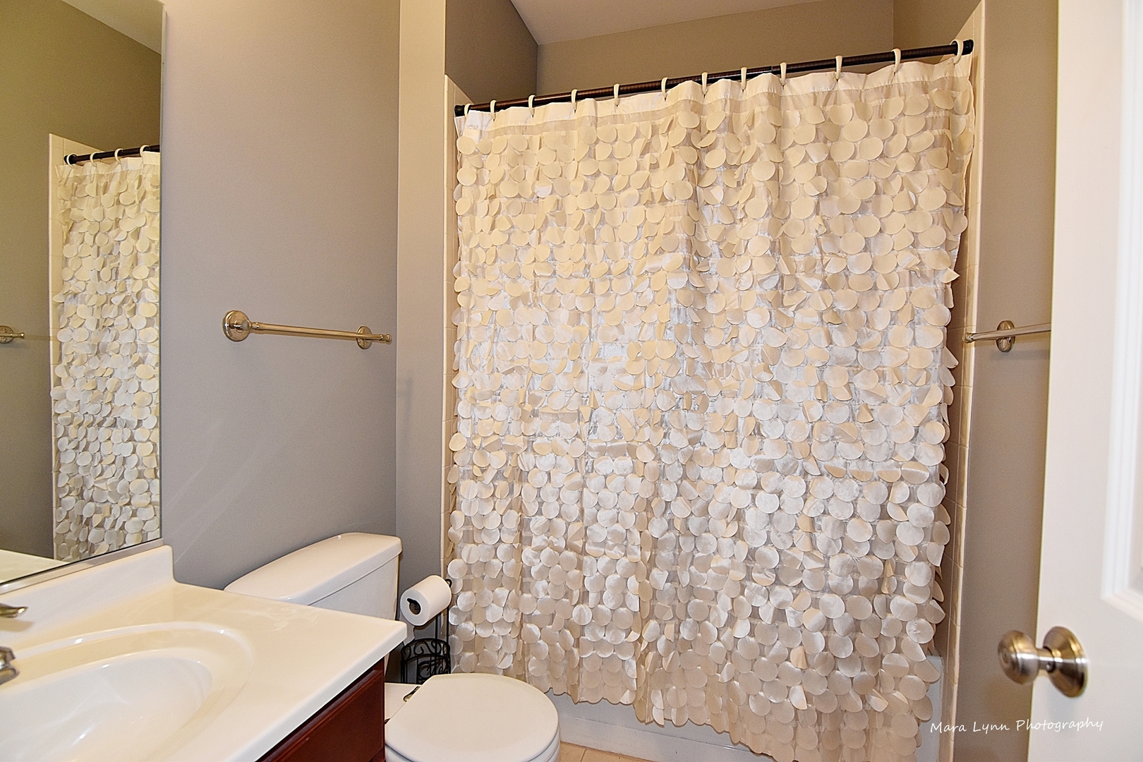 1105 Freedom Road Elburn, IL 60119 - Photo 12 of 23 Gallery Image 12