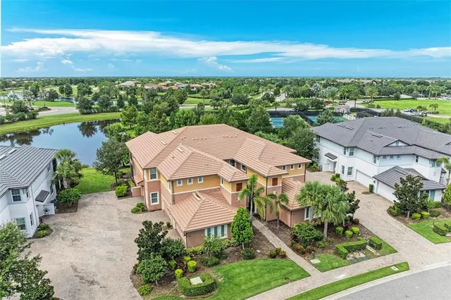 $485,000 | 7546 Divot Loop, Lakewood Ranch, FL 34202