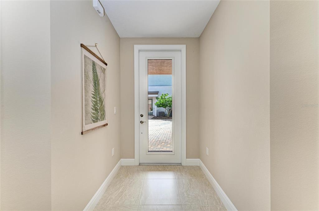 7546 Divot Loop Lakewood Ranch, FL 34202 - Photo 11 of 72