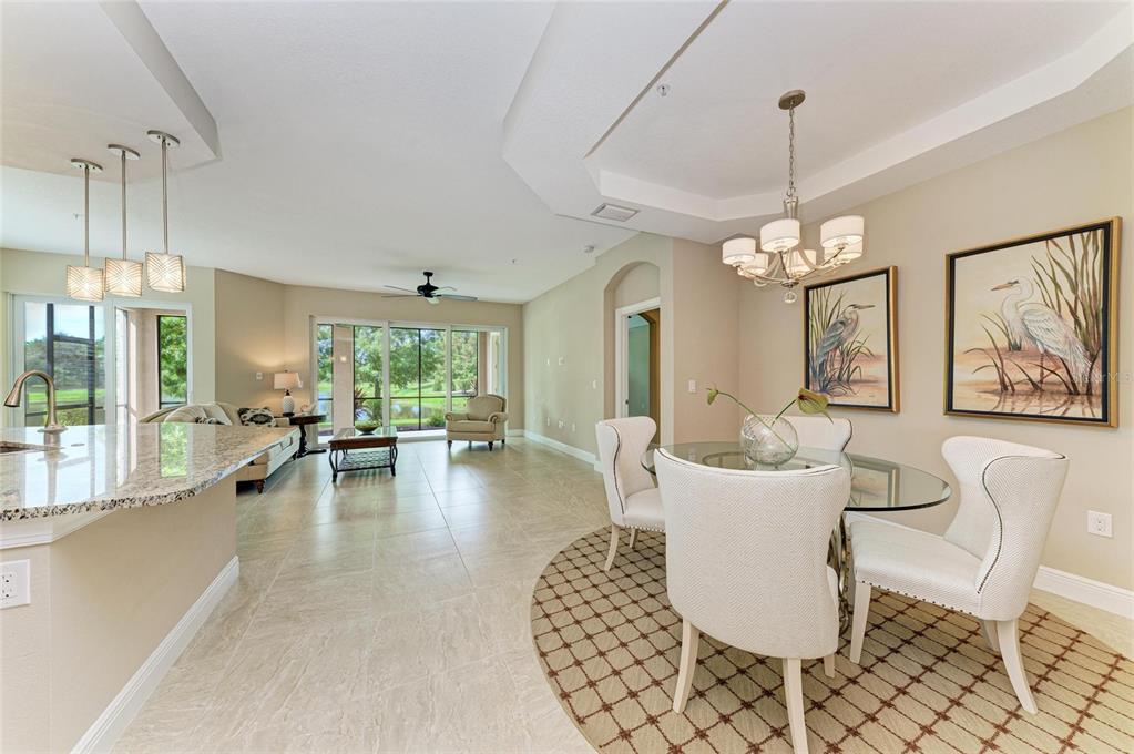 7546 Divot Loop Lakewood Ranch, FL 34202 - Photo 2 of 72