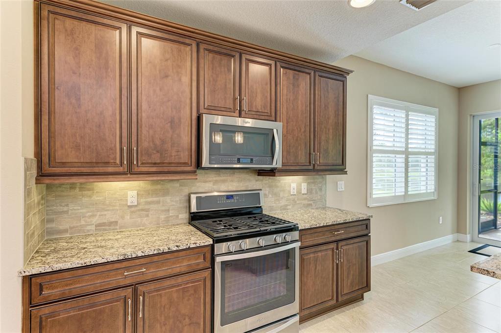 7546 Divot Loop Lakewood Ranch, FL 34202 - Photo 25 of 72