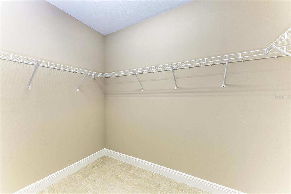 7546 Divot Loop Lakewood Ranch, FL 34202 - Photo 33 of 72