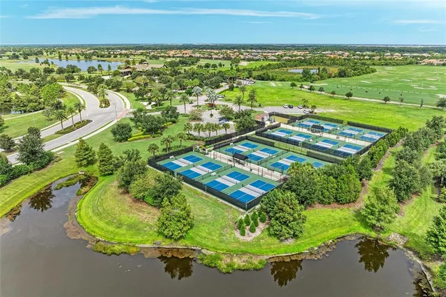 $495,000 | 7546 Divot Loop, Lakewood Ranch, FL 34202