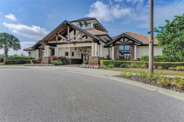 $495,000 | 7546 Divot Loop, Lakewood Ranch, FL 34202