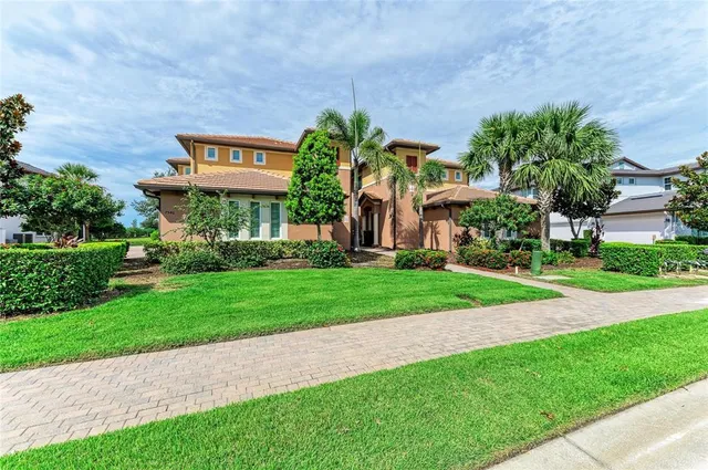 $495,000 | 7546 Divot Loop, Lakewood Ranch, FL 34202