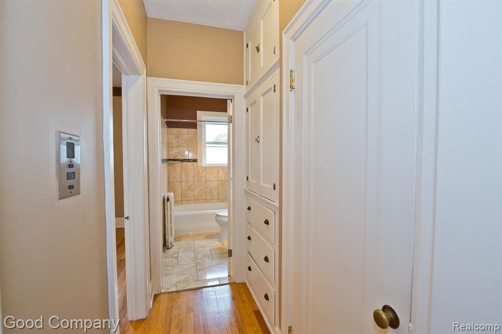 327 Southfield Road, Unit 3BS Birmingham, MI 48009 - Photo 32 of 51