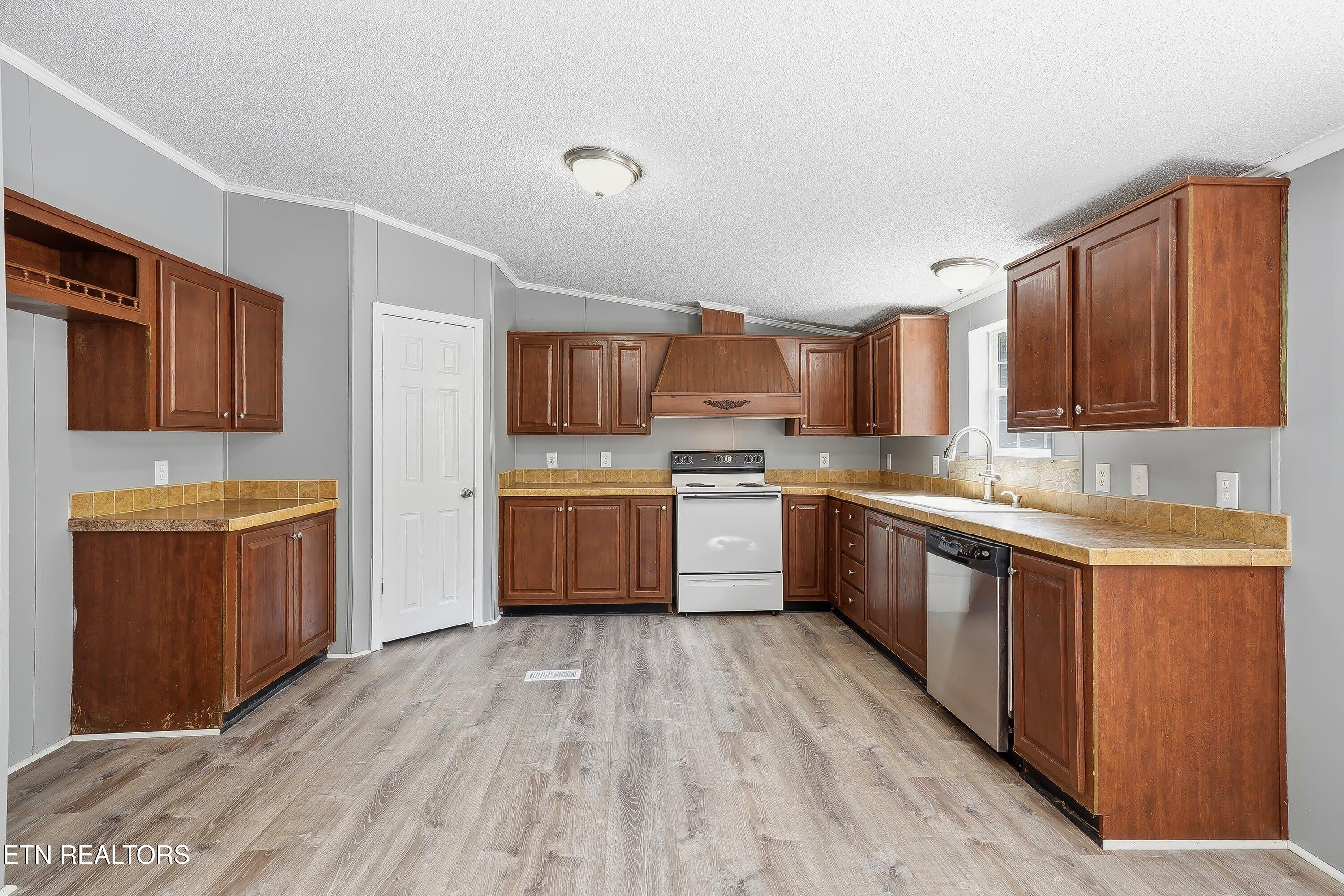 1034 Bull Hill Road Sevierville, TN 37876 - Photo 14 of 17 1034 Bull Hill Rd-7