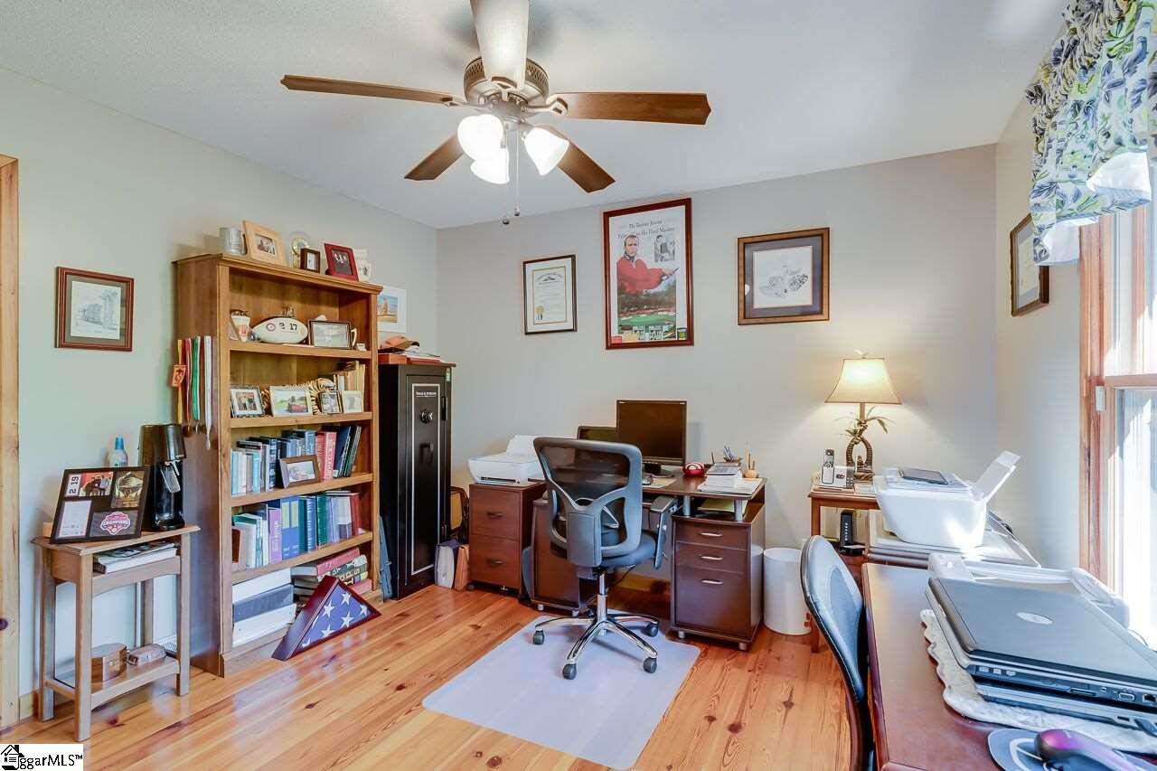25 Spring Park Drive Cleveland, SC 29635 - Photo 12 of 36 Gallery Image 12