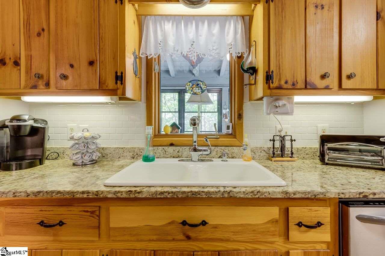 25 Spring Park Drive Cleveland, SC 29635 - Photo 15 of 36 Gallery Image 15