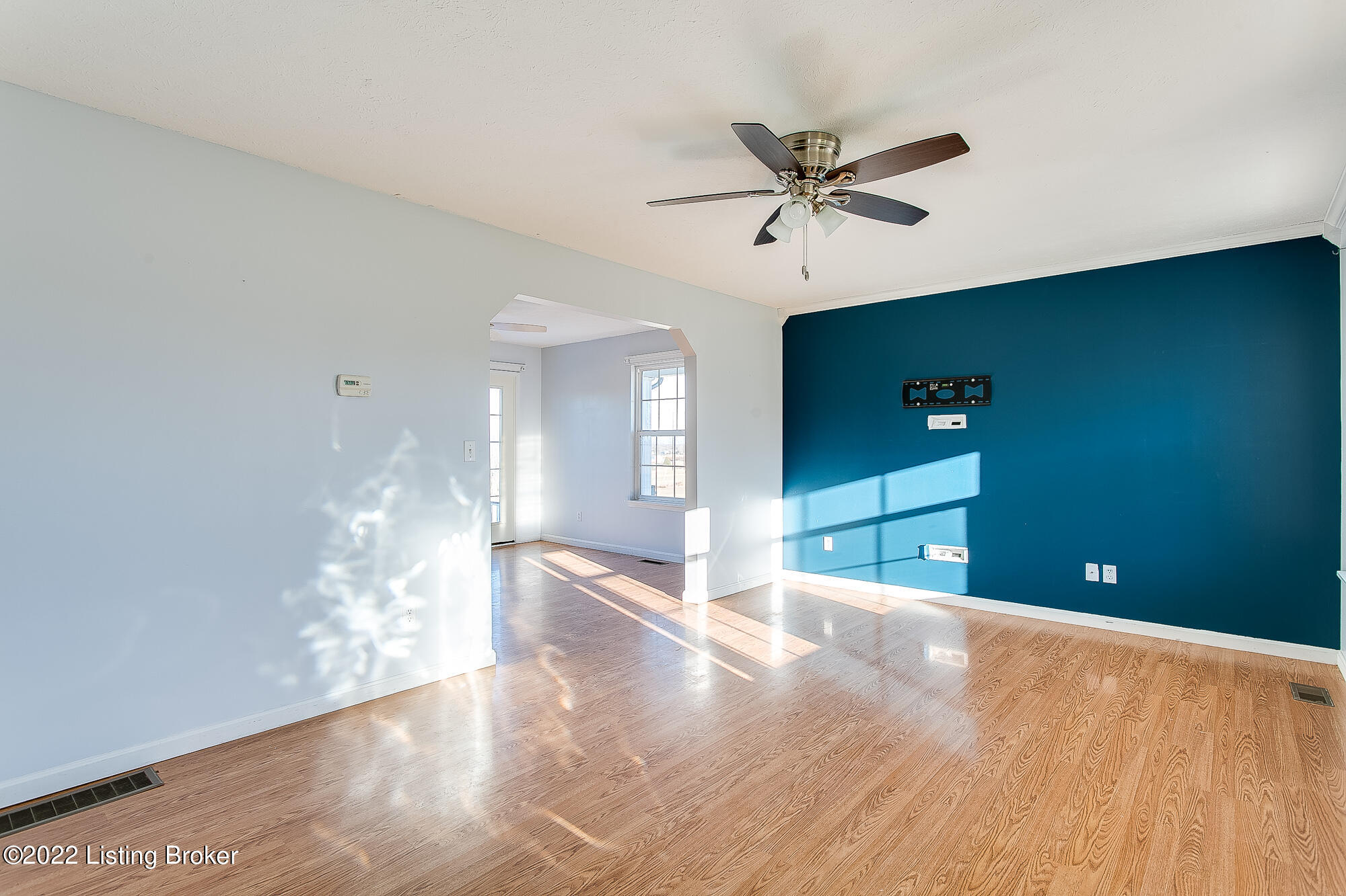 291 Kinkead Road Vine Grove, KY 40175 - Photo 11 of 53 Living Room
