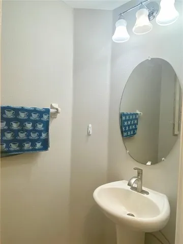 $2,800 | 18281 Thatcham Court, Land O Lakes, FL 34638