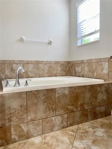 $2,800 | 18281 Thatcham Court, Land O Lakes, FL 34638