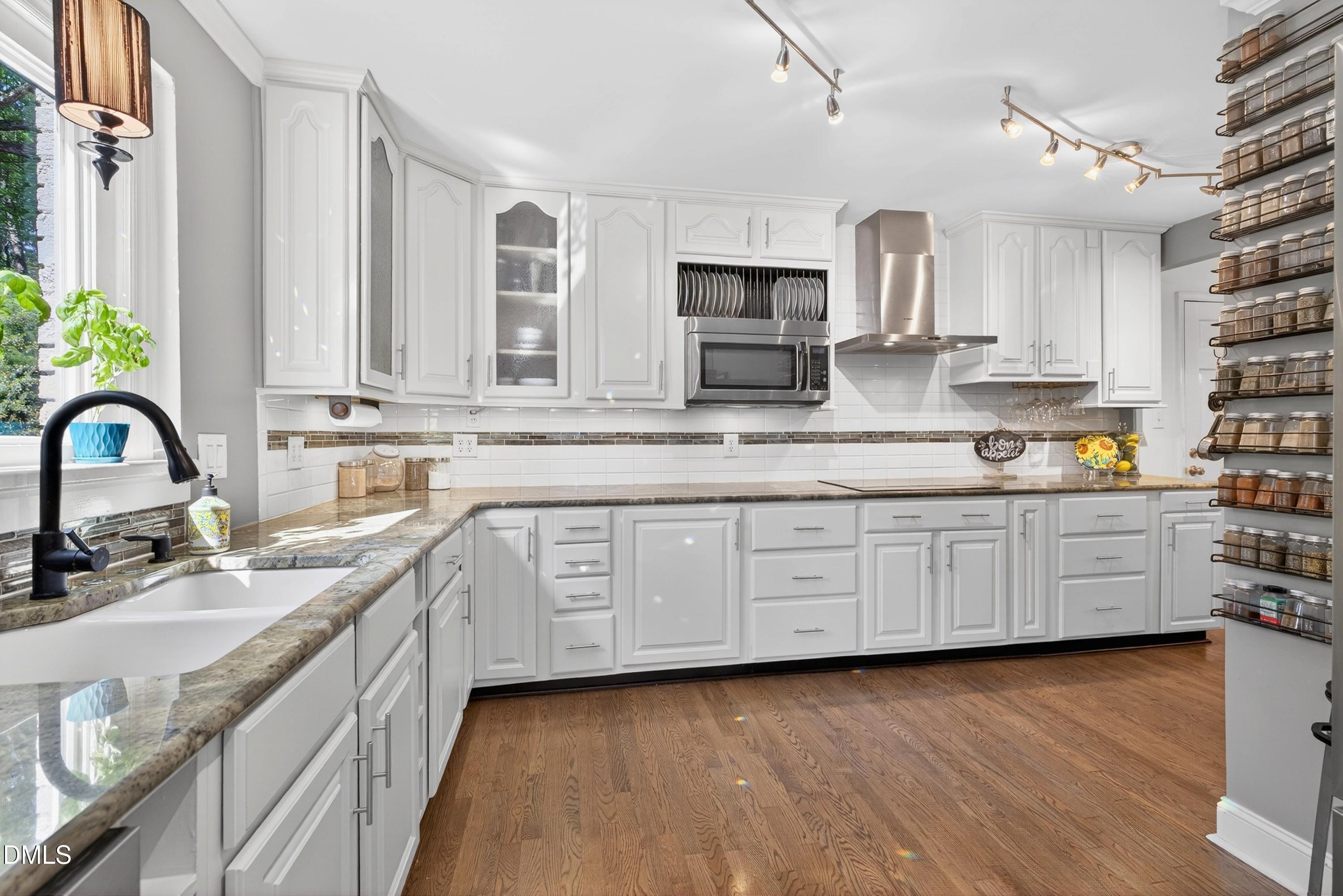 101 Glasgow Road Cary, NC 27511 - Photo 11 of 42 Scene-25