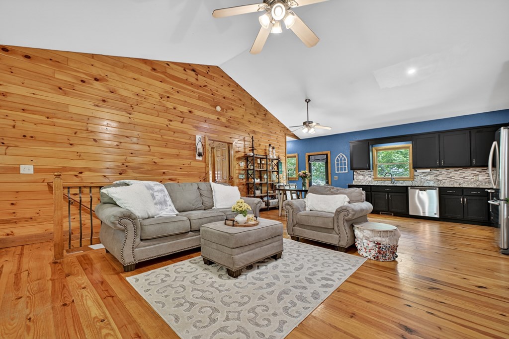161 Foxhound Court Ellijay, GA 30540 - Photo 11 of 31