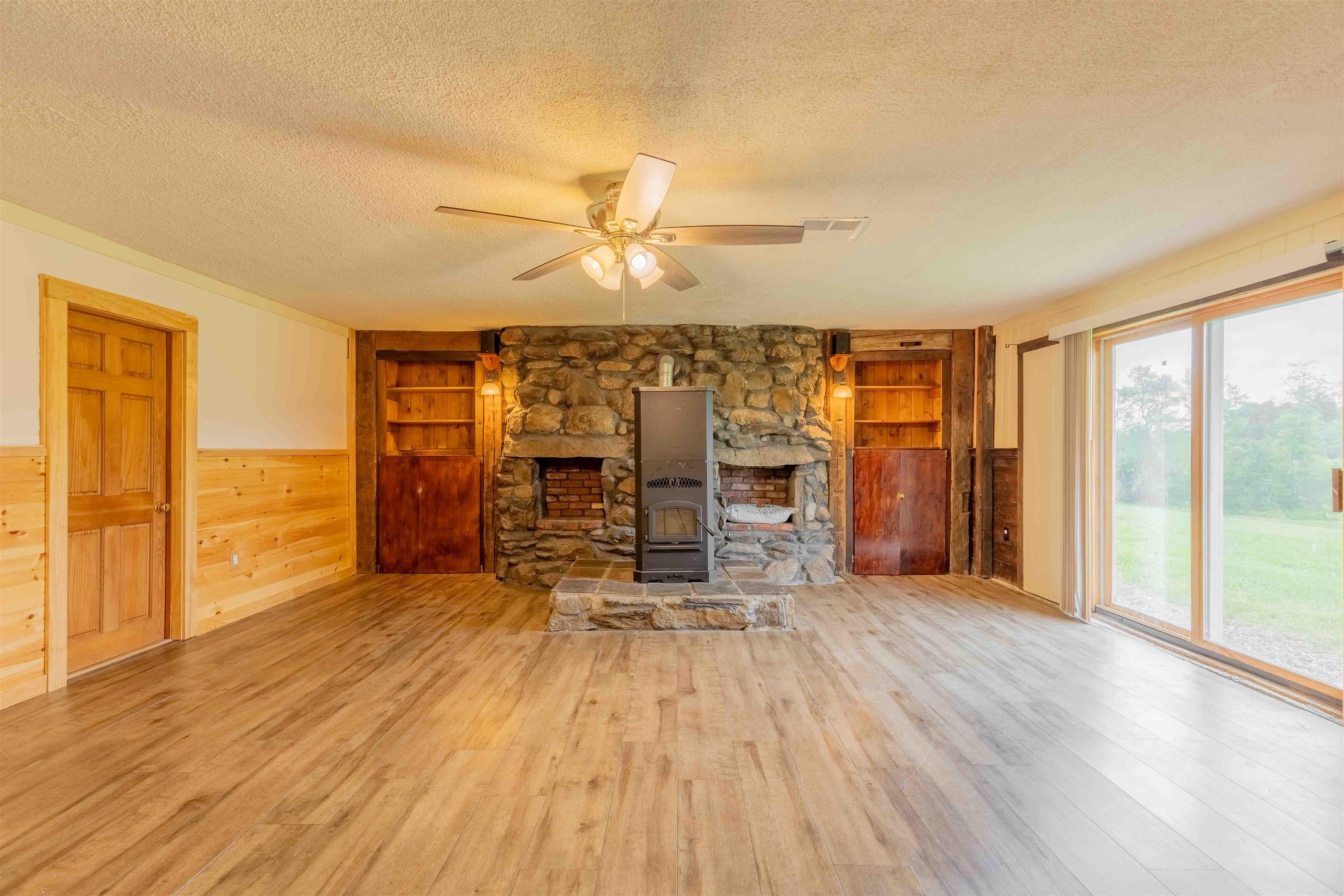 122 Flagg Road Rochester, NH 03839 - Photo 4 of 44