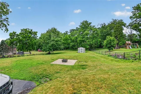 $309,900 | 134 Meadowbrook Drive, Bethel Park, PA 15102