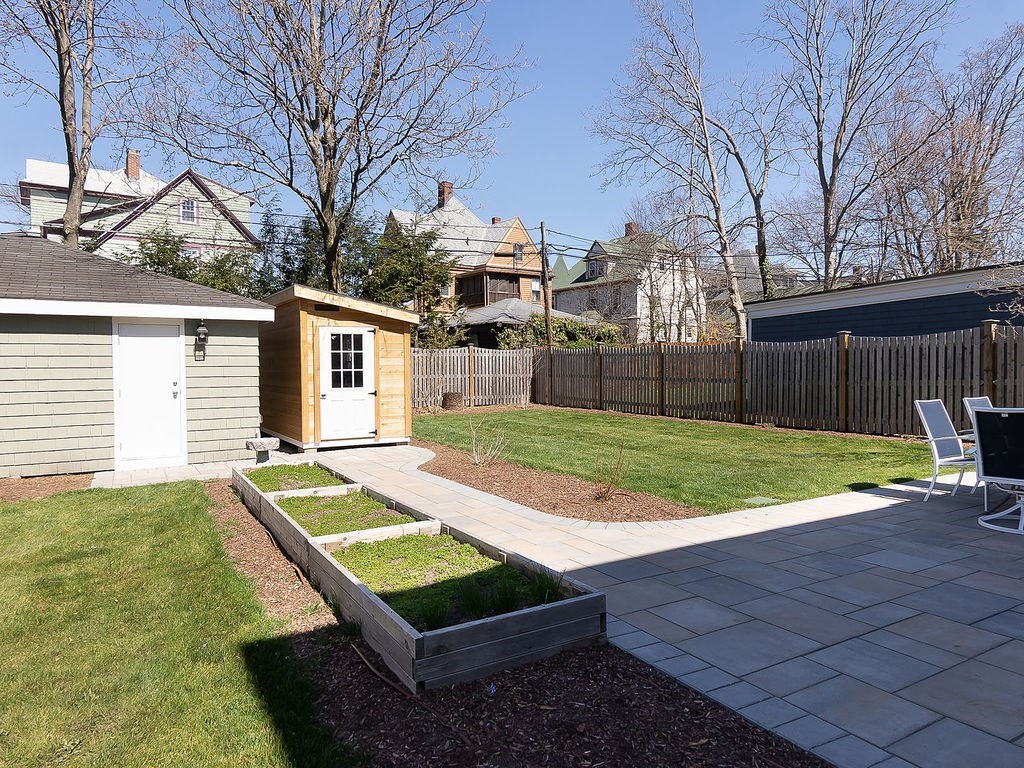 102 Elmer Road Boston, MA 02124 - Photo 4 of 42 Gallery Image 4