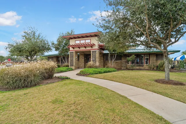 $2,800 | 12103 Dawn Mist Court, Pearland, TX 77584