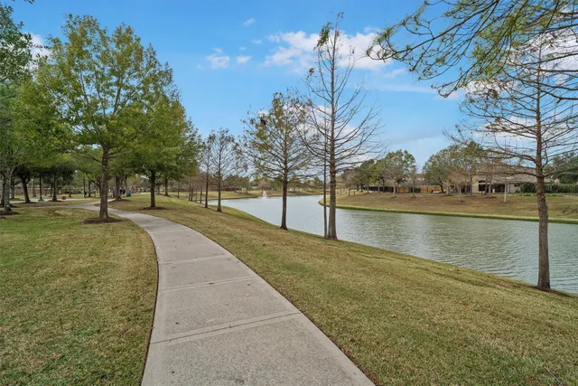 $2,800 | 12103 Dawn Mist Court, Pearland, TX 77584