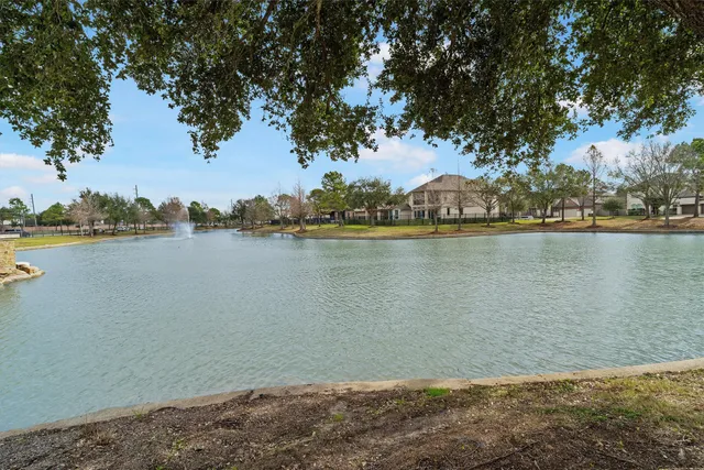 $2,800 | 12103 Dawn Mist Court, Pearland, TX 77584