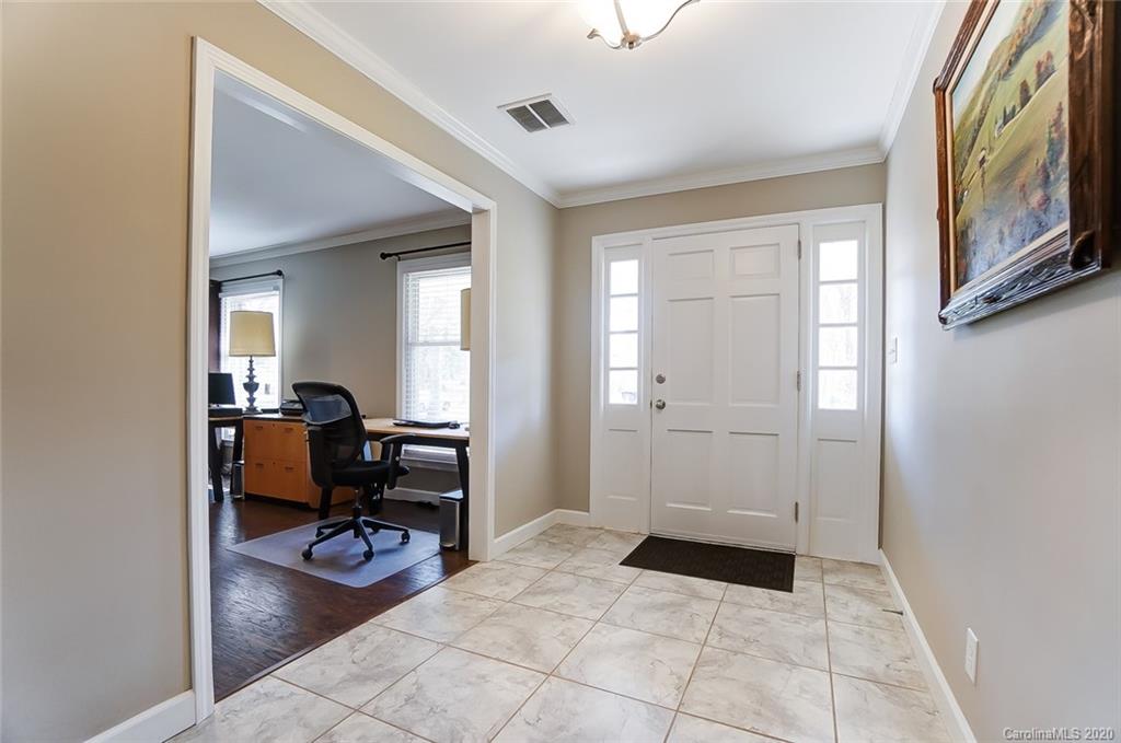 4237 Rocky River Road Charlotte, NC 28215 - Photo 13 of 35