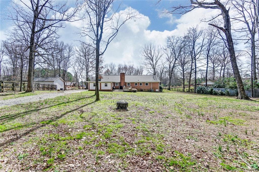 4237 Rocky River Road Charlotte, NC 28215 - Photo 27 of 35