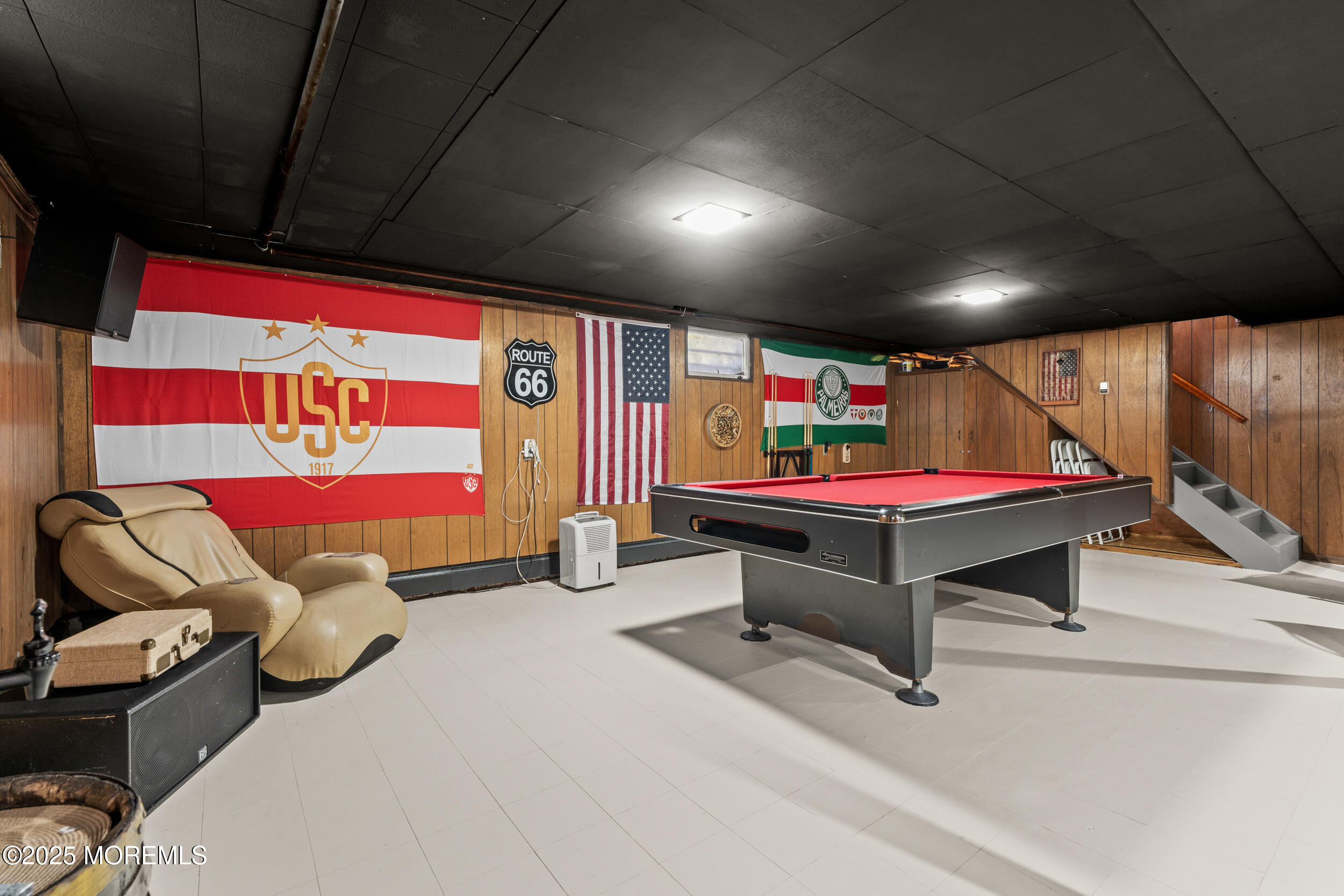 271 Jerome Avenue Oakhurst, NJ 07755 - Photo 28 of 39 042