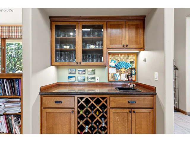 $2,200,000 | 90849 Coburghills Drive, Eugene, OR 97408