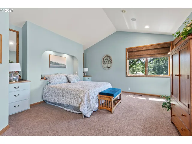 $2,200,000 | 90849 Coburghills Drive, Eugene, OR 97408