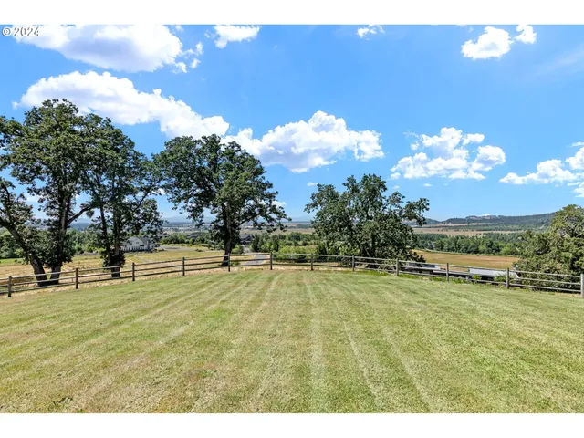 $2,200,000 | 90849 Coburghills Drive, Eugene, OR 97408