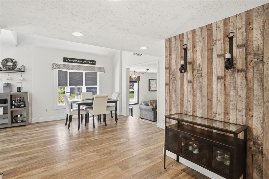 299 Clark Rd Extension Sturbridge, MA 01518 - Photo 12 of 42