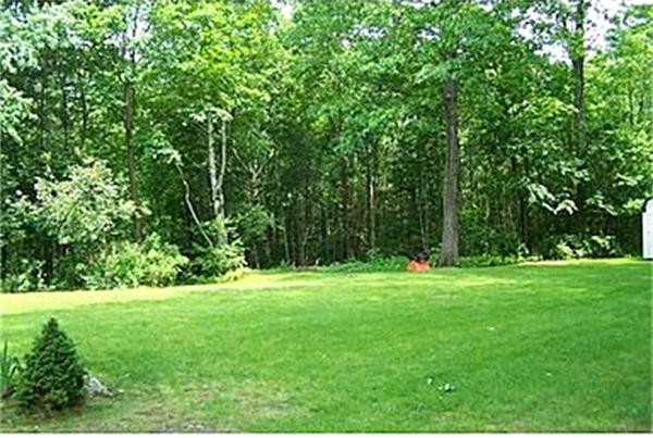 9 Easy Street Northborough, MA 01532 - Photo 20 of 22
